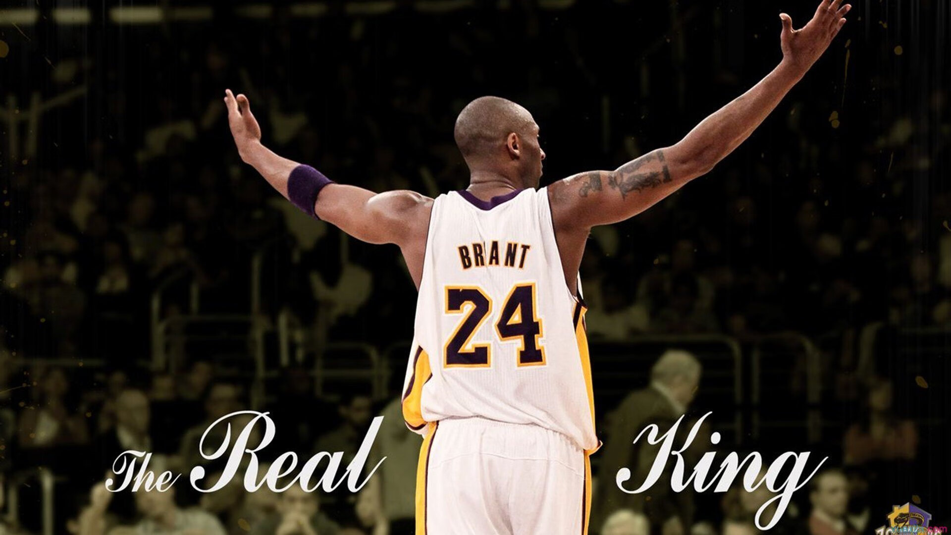 当拜仁单节风暴席卷药厂，马丁内利已在国家德比画下惊叹号